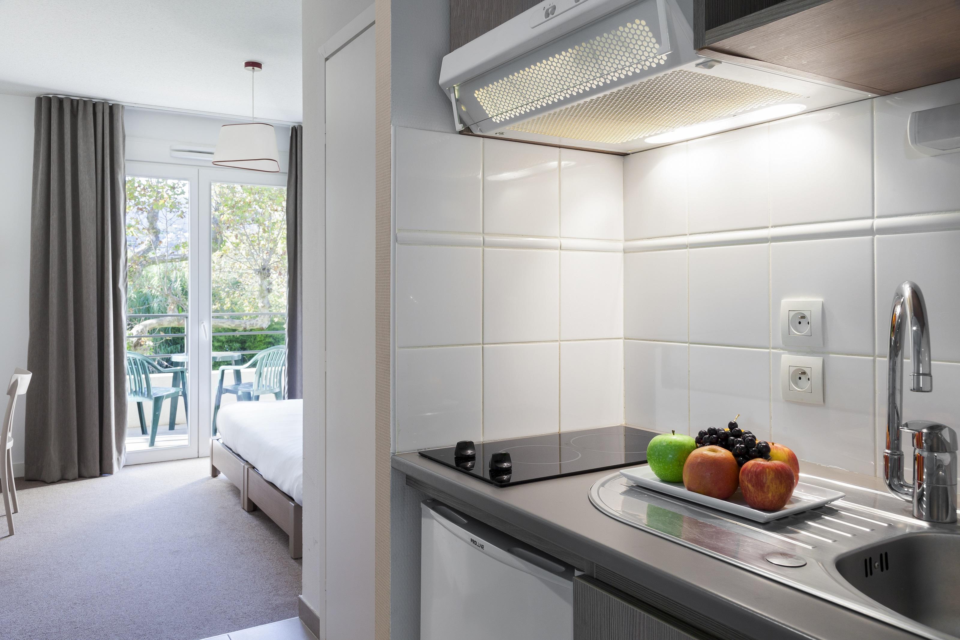 Comfort Aparthotel Cannes Mandelieu ภายนอก รูปภาพ