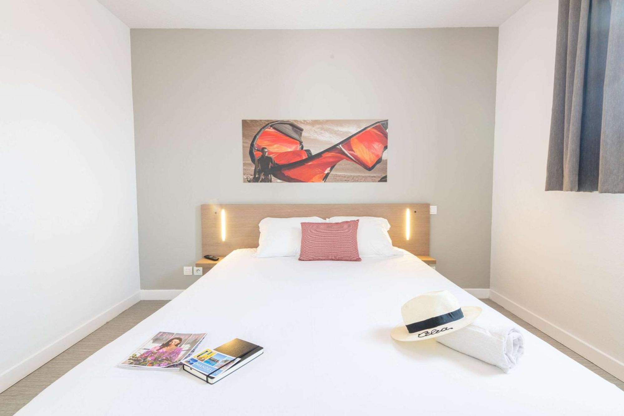 Comfort Aparthotel Cannes Mandelieu ภายนอก รูปภาพ