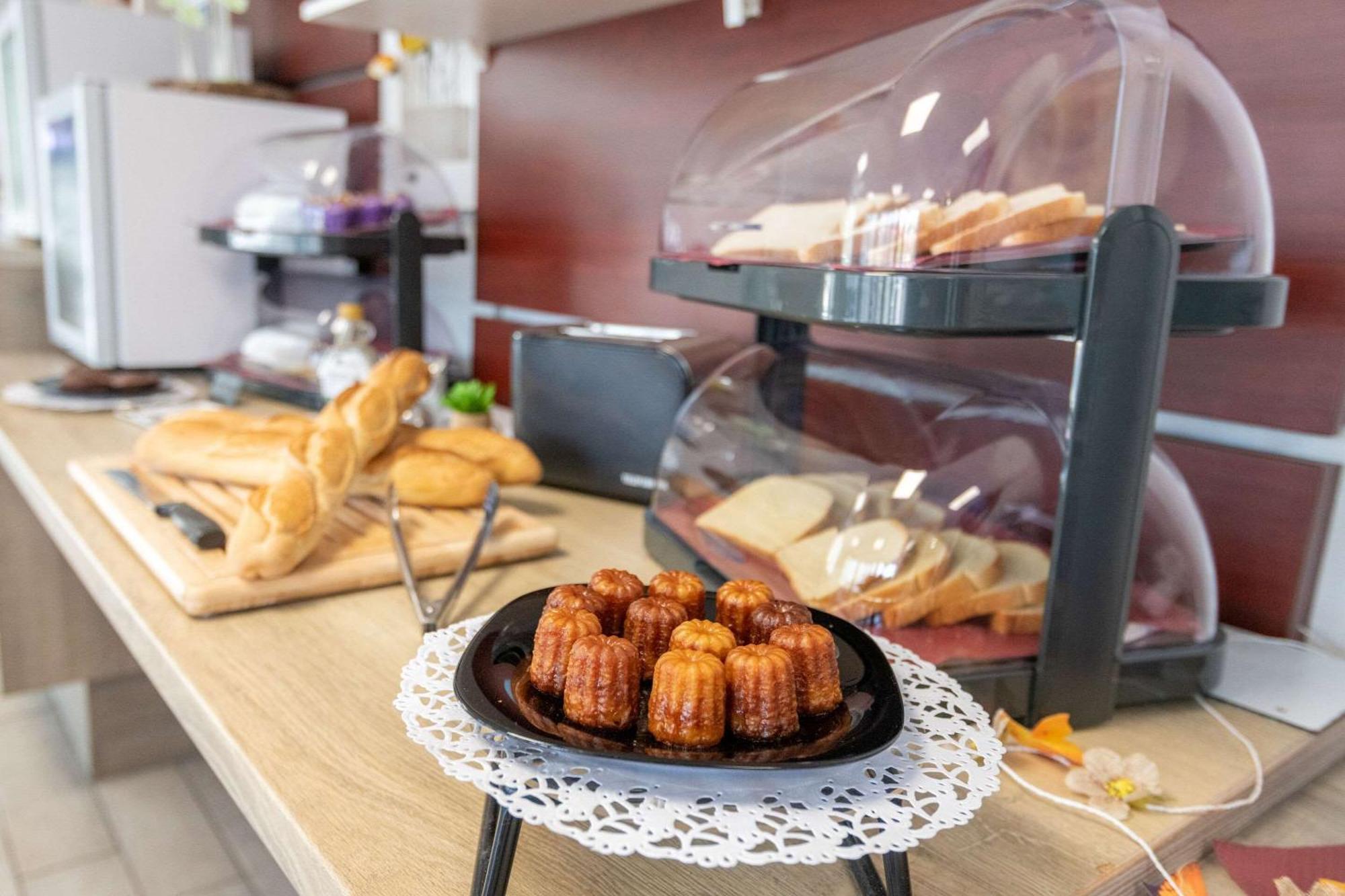 Comfort Aparthotel Cannes Mandelieu ภายนอก รูปภาพ