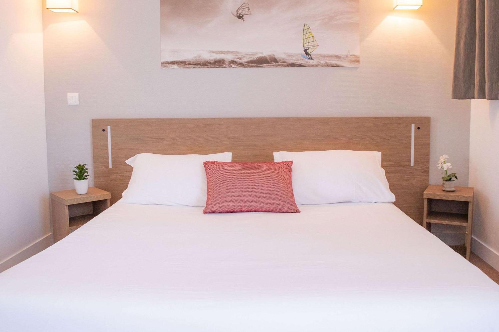 Comfort Aparthotel Cannes Mandelieu ภายนอก รูปภาพ